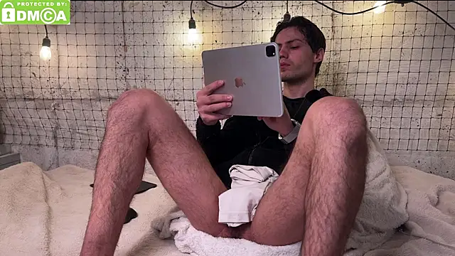 Daniel Vibe online show from March 11, 2026, 1:43 am