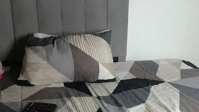 Tasha xxx online show from April 22, 2026, 2:18 am