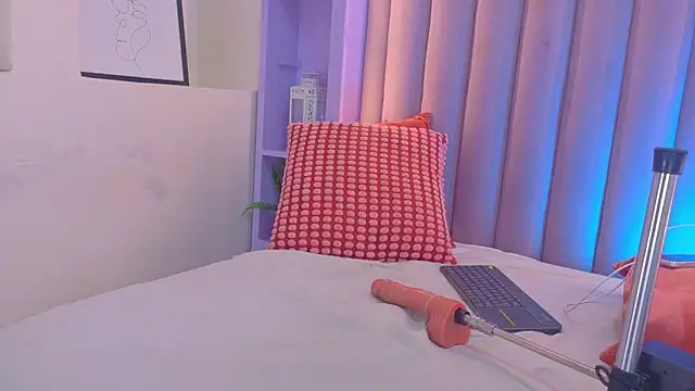 Meganlove   online show from June 11, 2026, 2:53 am