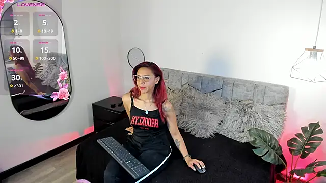 Ayne boudoir online show from March 14, 2026, 12:11 pm