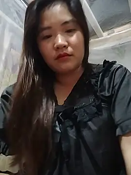 YAONIKUTE online show from July 14, 2026, 9:32 pm