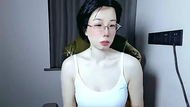lin lin 520 520 online show from May 19, 2026, 4:25 pm