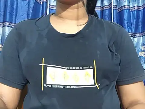 Emma 4433 online show from March 12, 2026, 6:12 pm