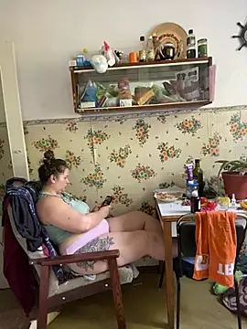 Nenssy555 online show from August 9, 2026, 12:00 pm