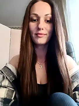LunaCrystall online show from April 22, 2026, 3:30 pm