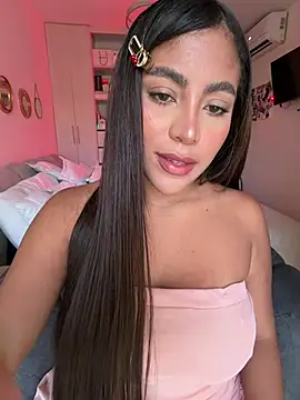 Snapshot of SaraValentina11 chatting on March 31, 2026, 5:04 pm SaraValentina11 online show from March 31, 2026, 5:04 pm