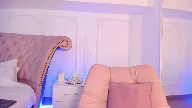 Snapshot of LucianaBlanco_ chatting on June 12, 2026, 8:50 pm LucianaBlanco online show from June 12, 2026, 8:50 pm