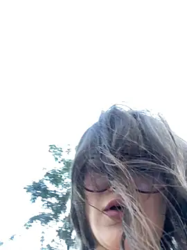 Tallulah Kinky online show from April 2, 2026, 9:54 pm