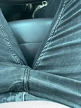 Lover0017 online show from March 12, 2026, 9:13 am