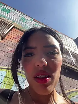 sylphiee  online show from March 13, 2026, 8:03 pm