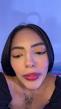 sylphiee  online show from April 30, 2026, 1:34 am