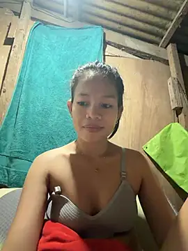 chinny1112 online show from April 30, 2026, 4:14 pm