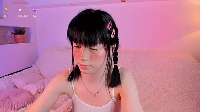 Snapshot of lisa_sunny_ chatting on June 11, 2026, 11:24 pm lisa sunny online show from June 11, 2026, 11:24 pm