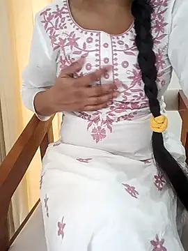 Jesmin khan01 online show from April 26, 2026, 8:33 am