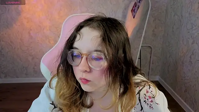 Aleks-caster online show from April 22, 2026, 9:38 am