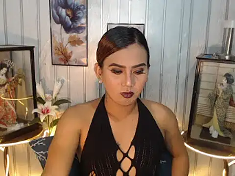 Exoticcashly online show from March 12, 2026, 4:44 pm