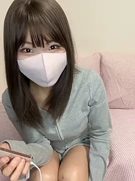 Snapshot of ichigonoiichan chatting on May 7, 2026, 12:04 am ichigonoiichan online show from May 7, 2026, 12:04 am