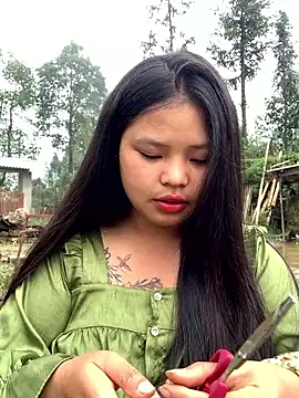 Motminhthoi online show from May 11, 2026, 2:46 am