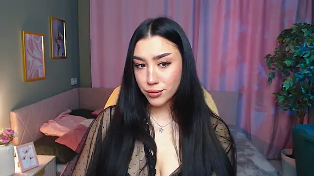 Snapshot of Winonna_Ryder chatting on March 24, 2026, 7:41 am Winonna Ryder online show from March 24, 2026, 7:41 am