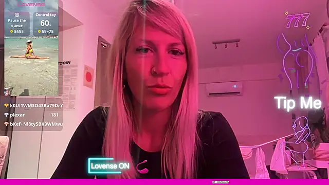 AtomBlondy online show from March 19, 2026, 7:58 pm