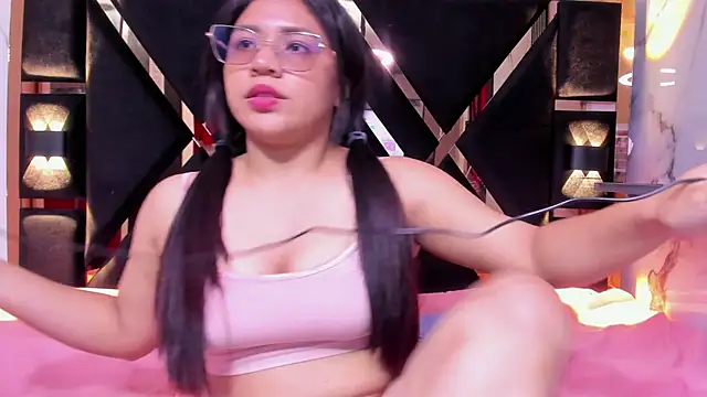 dajacatt online show from March 28, 2026, 6:42 pm