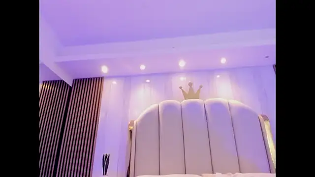 cintya evans online show from April 10, 2026, 7:54 pm