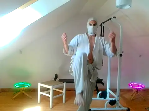 NinjaLaser online show from April 29, 2026, 11:47 am