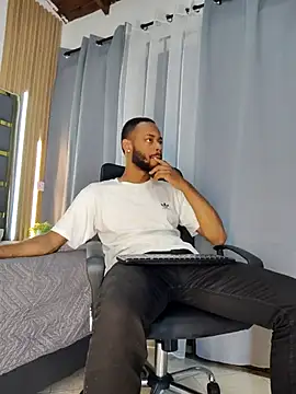 Oliver bigblack cock online show from April 4, 2026, 7:42 pm