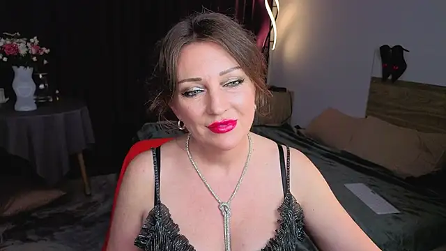 Sirena Fly online show from June 18, 2026, 10:15 pm