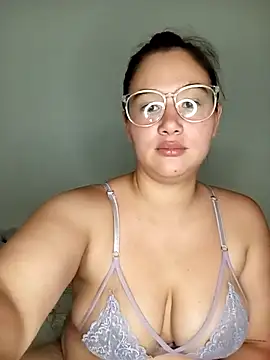 Brittany G online show from April 3, 2026, 6:53 am