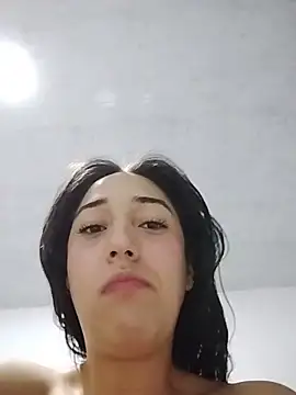 isabellaHill2 online show from March 20, 2026, 4:02 am