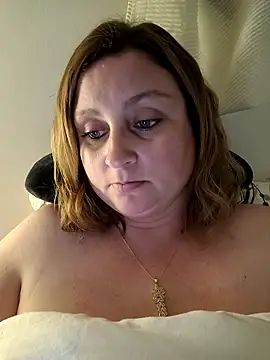Snapshot of duotroublant chatting on June 13, 2026, 9:35 pm duotroublant online show from June 13, 2026, 9:35 pm