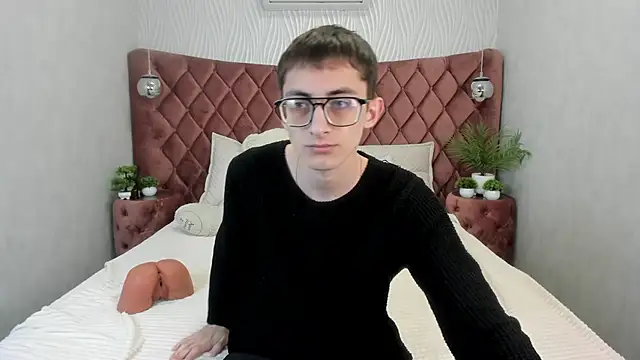 RonBevs online show from May 23, 2026, 7:46 pm