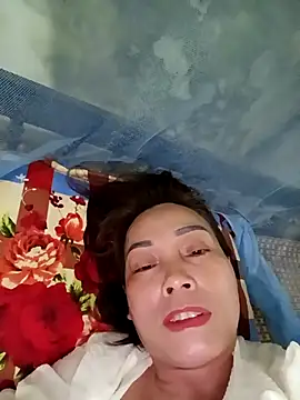 Lyly22x online show from April 21, 2026, 2:56 pm
