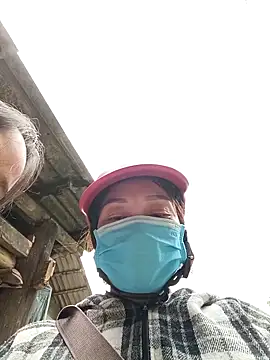 Snapshot of Lyly22x chatting on March 20, 2026, 6:03 am Lyly22x online show from March 20, 2026, 6:03 am