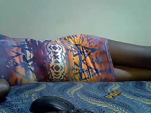 Snapshot of KendyQ_ chatting on May 4, 2026, 10:34 pm KendyQ online show from May 4, 2026, 10:34 pm