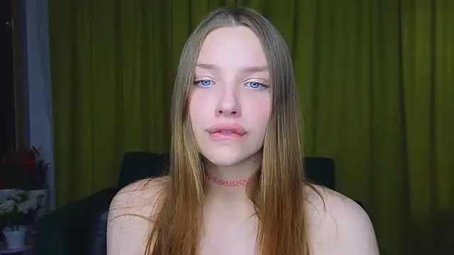 DariaAngels online show from April 8, 2026, 11:33 am