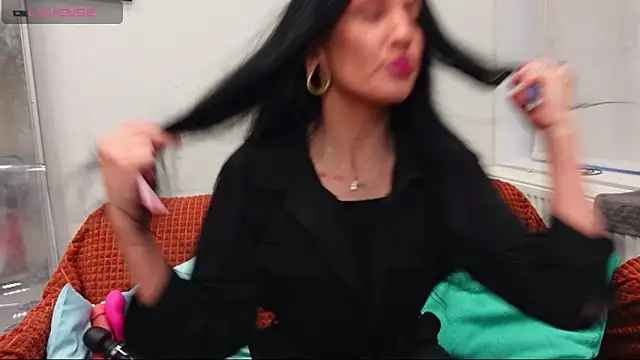 Snapshot of Nicky_Diam chatting on March 31, 2026, 4:42 pm Nicky Diam online show from March 31, 2026, 4:42 pm