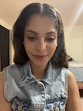 karlatiburcio online show from June 25, 2026, 5:12 am