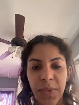 Snapshot of karlatiburcio chatting on May 22, 2026, 3:32 pm karlatiburcio online show from May 22, 2026, 3:32 pm
