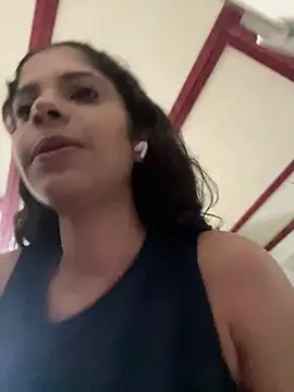 Snapshot of karlatiburcio chatting on June 9, 2026, 3:13 pm karlatiburcio online show from June 9, 2026, 3:13 pm