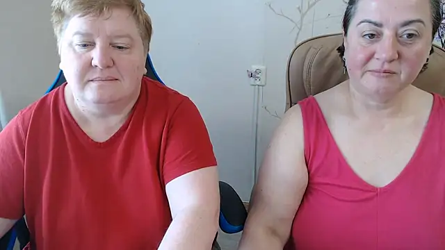 Snapshot of Lindy-Jeanie chatting on May 28, 2026, 8:33 am Lindy-Jeanie online show from May 28, 2026, 8:33 am