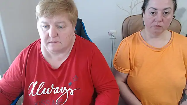 Snapshot of Lindy-Jeanie chatting on June 4, 2026, 6:51 am Lindy-Jeanie online show from June 4, 2026, 6:51 am