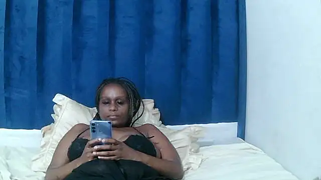 MelaniBbe online show from April 11, 2026, 6:00 pm