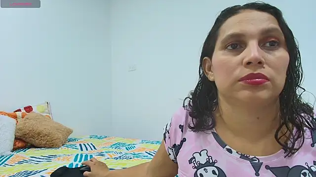 Snapshot of carlaantonellii chatting on April 21, 2026, 4:08 am carlaantonellii online show from April 21, 2026, 4:08 am