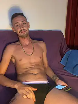 Snapshot of MeJross chatting on March 14, 2026, 6:25 pm MeJross online show from March 14, 2026, 6:25 pm