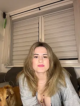 Snapshot of Mina_Foxx chatting on March 14, 2026, 7:31 pm Mina Foxx online show from March 14, 2026, 7:31 pm