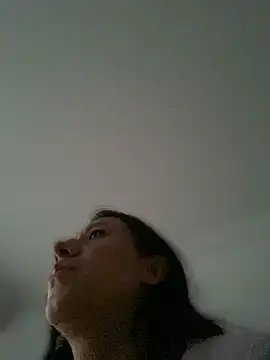 Snapshot of ItsAmara chatting on April 18, 2026, 2:52 pm ItsAmara online show from April 18, 2026, 2:52 pm