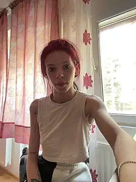 Snapshot of DeeaFoxy chatting on March 15, 2026, 2:46 pm DeeaFoxy online show from March 15, 2026, 2:46 pm