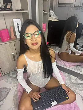 Snapshot of Gretel_Streit chatting on May 30, 2026, 3:46 am Gretel Streit online show from May 30, 2026, 3:46 am